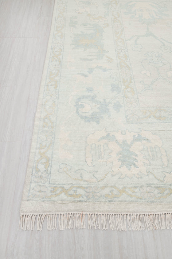 NELLIE (IN STOCK)